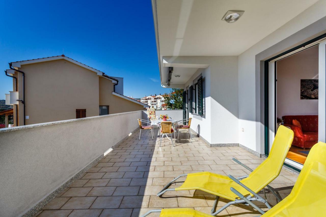 Apartment Anton Krk Town Kültér fotó