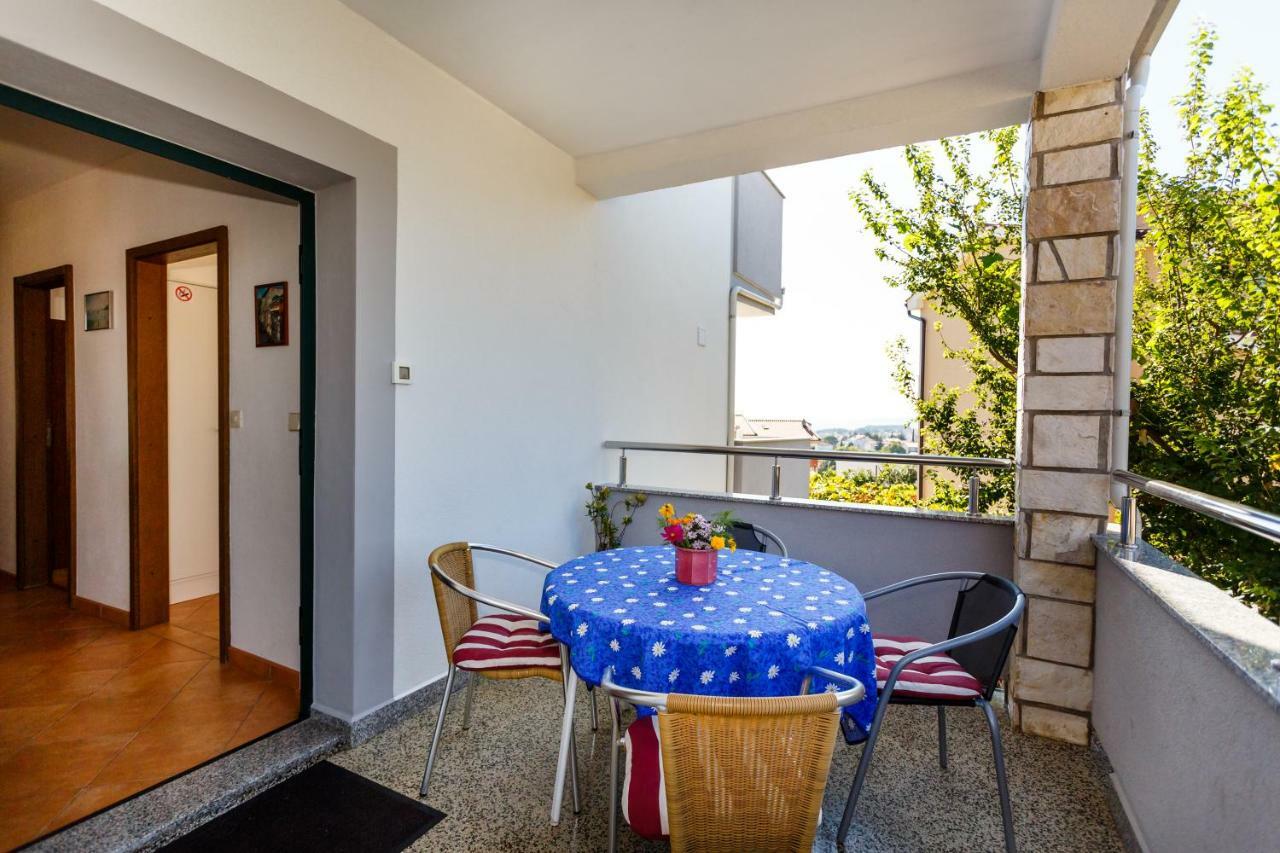 Apartment Anton Krk Town Kültér fotó