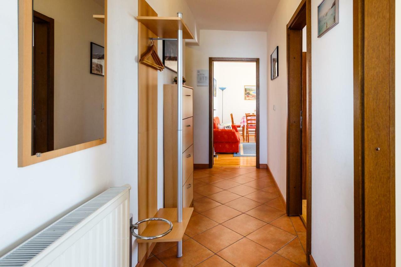 Apartment Anton Krk Town Kültér fotó