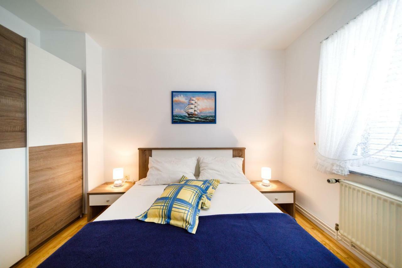 Apartment Anton Krk Town Kültér fotó